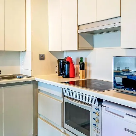 Apartman Cozy In With Wifi